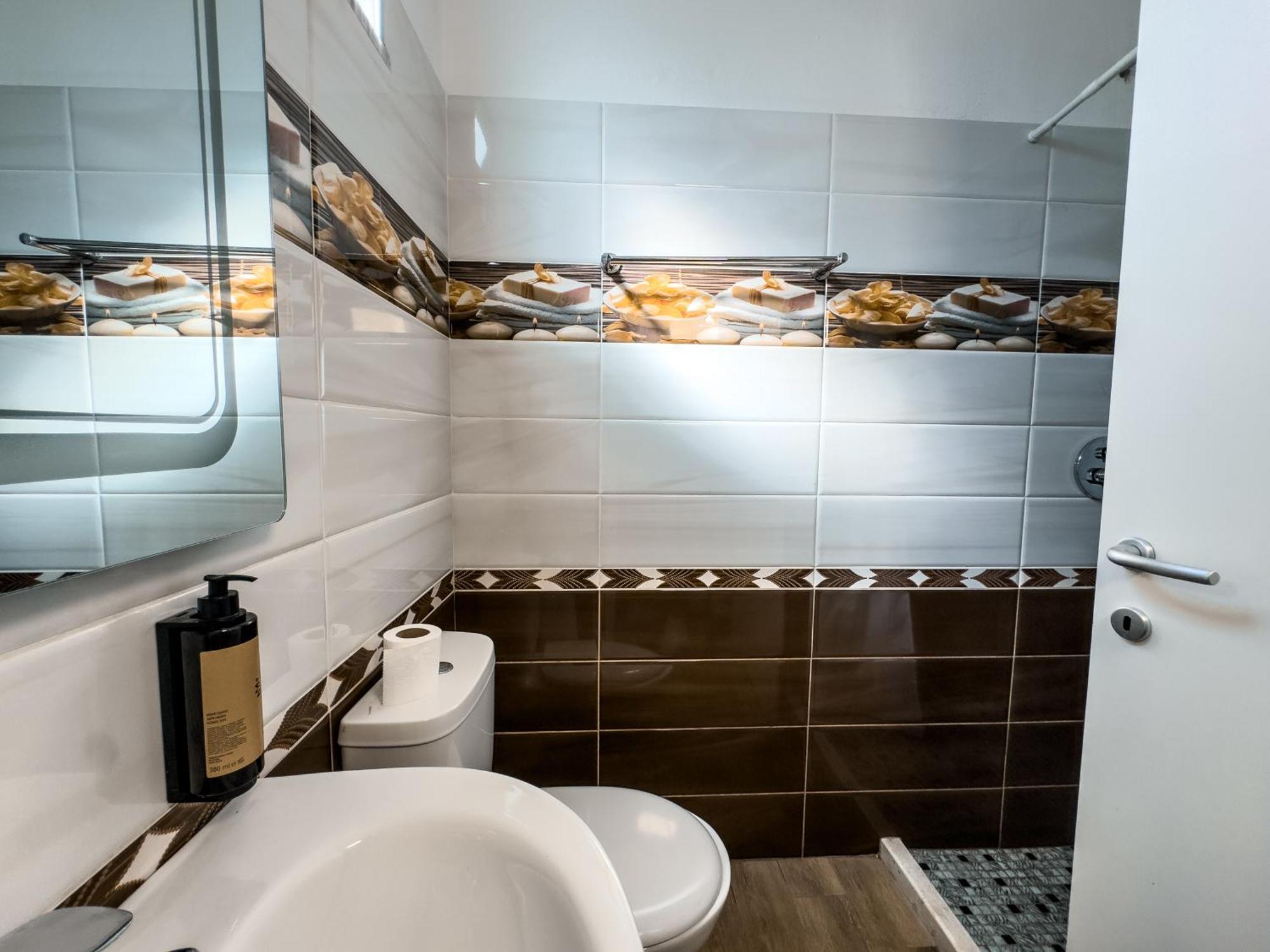 Shkodra Budget Hotel ห้อง รูปภาพ