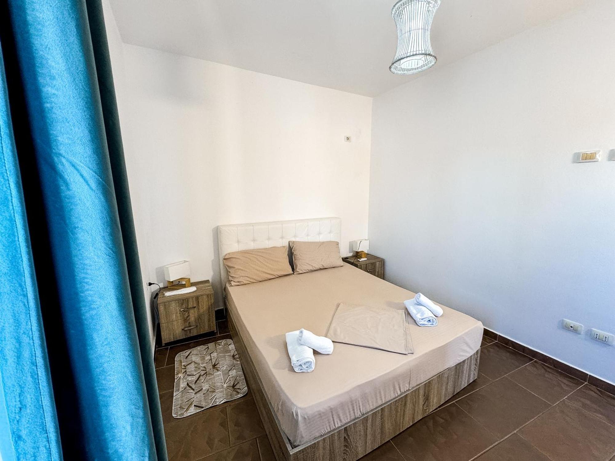 Shkodra Budget Hotel ภายนอก รูปภาพ