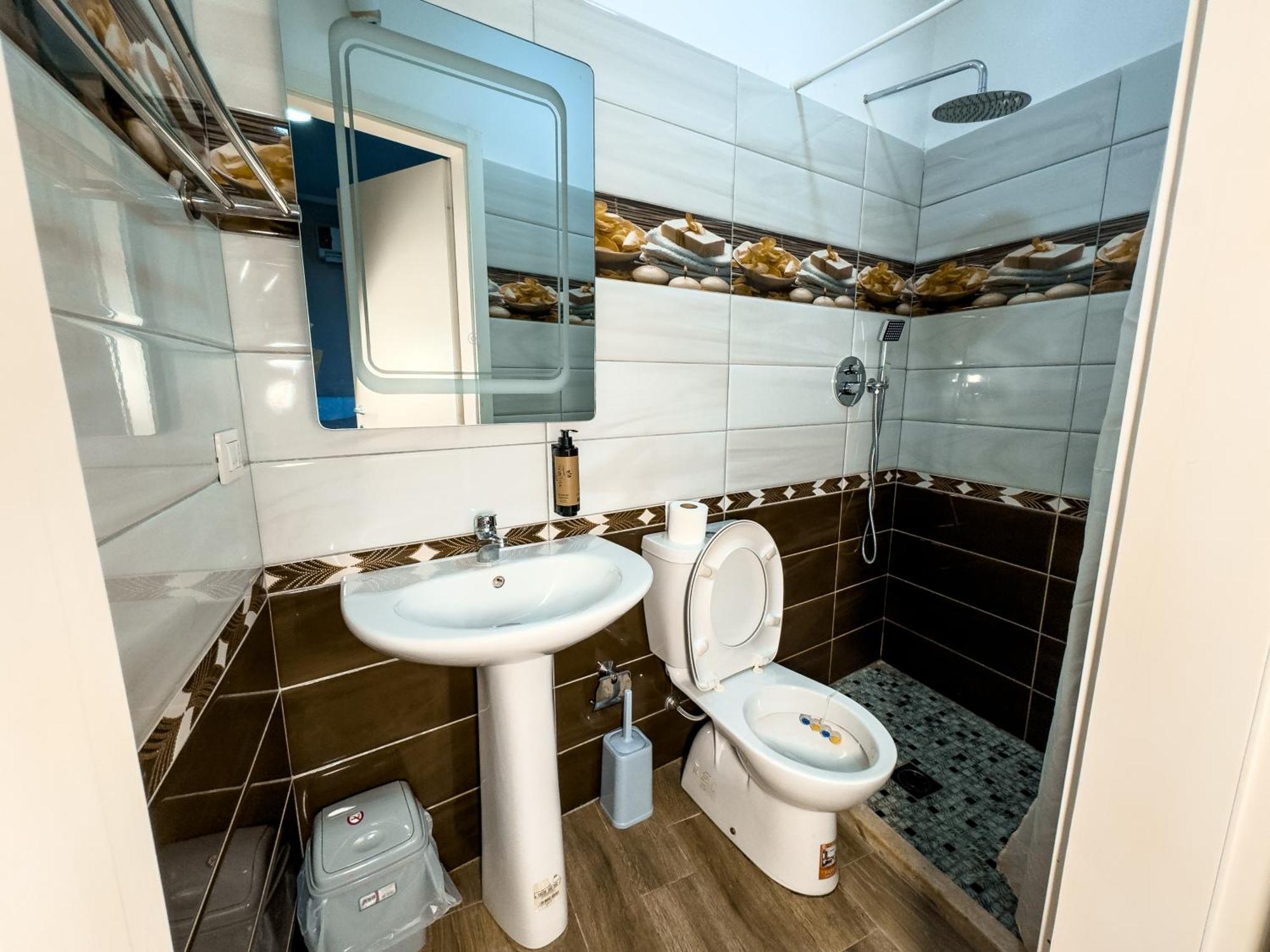 Shkodra Budget Hotel ภายนอก รูปภาพ